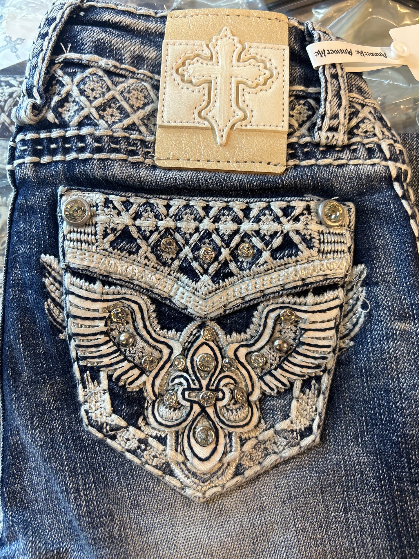 Girls jeans answer me