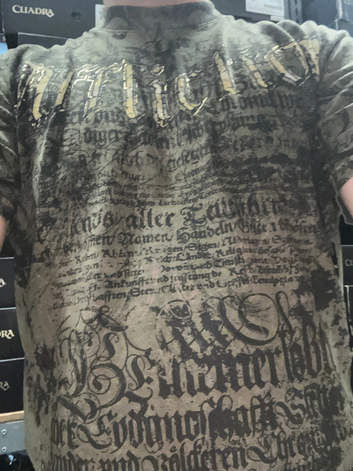Aflicción t-shirts