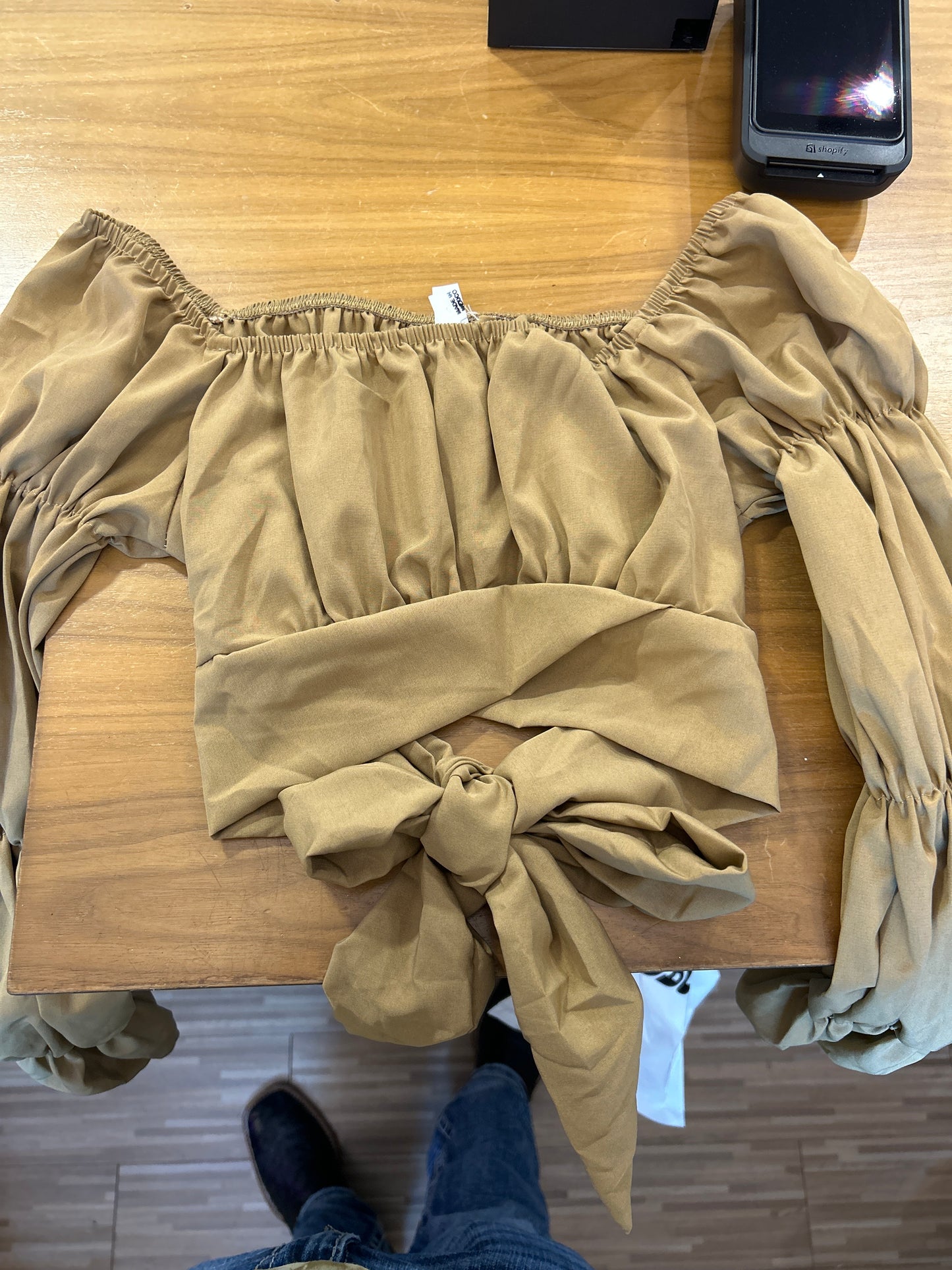 Long sleeve scrunch top