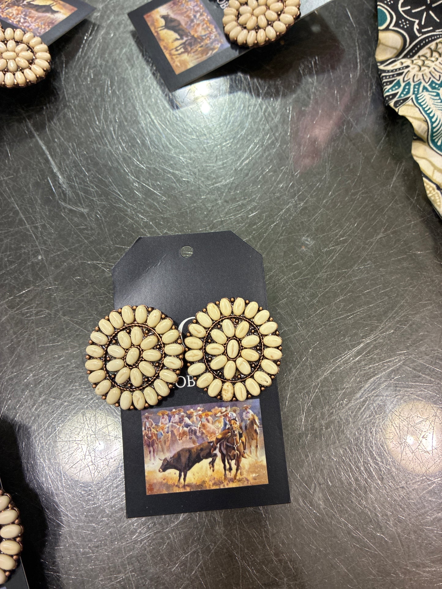 Women’s earrings
