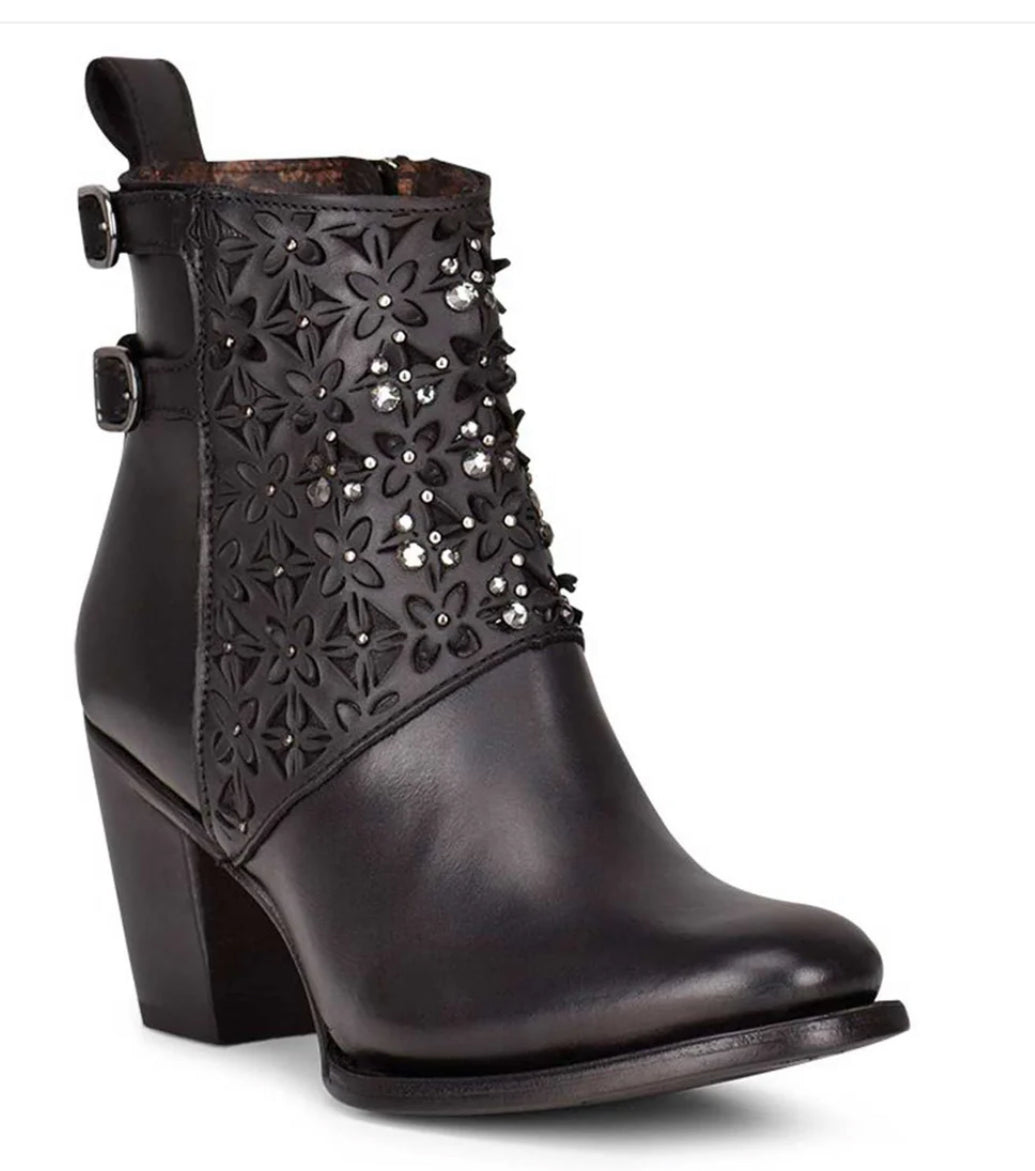 Cuadra Women Black Laser And Crystals Round Toe Ankle Bootie cu439