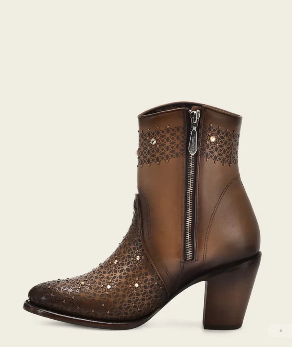 Cuadra Women's Round Toe Swarovski Boots cu773