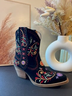 Women Dingo Boots Sugar Bug