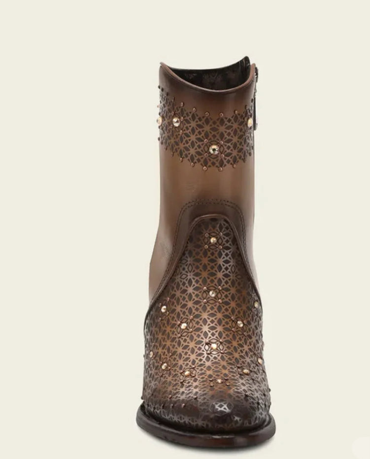 Cuadra Women's Round Toe Swarovski Boots cu773