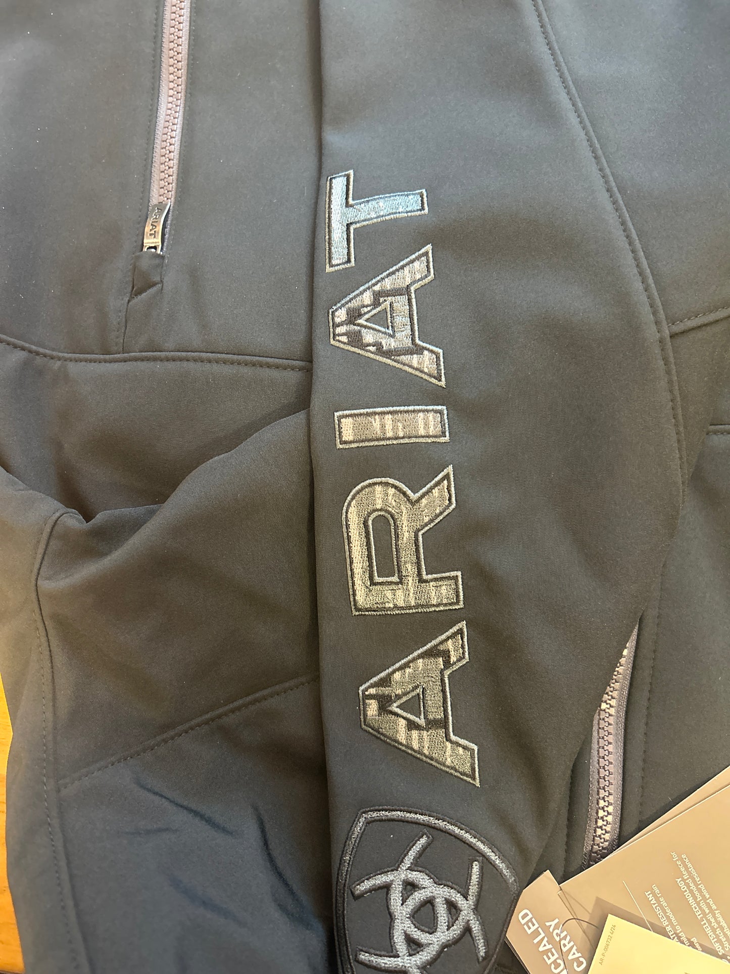 Ariat Vernon Logo Softshell Jacket 62586