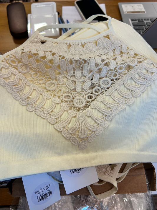 Halter top cream