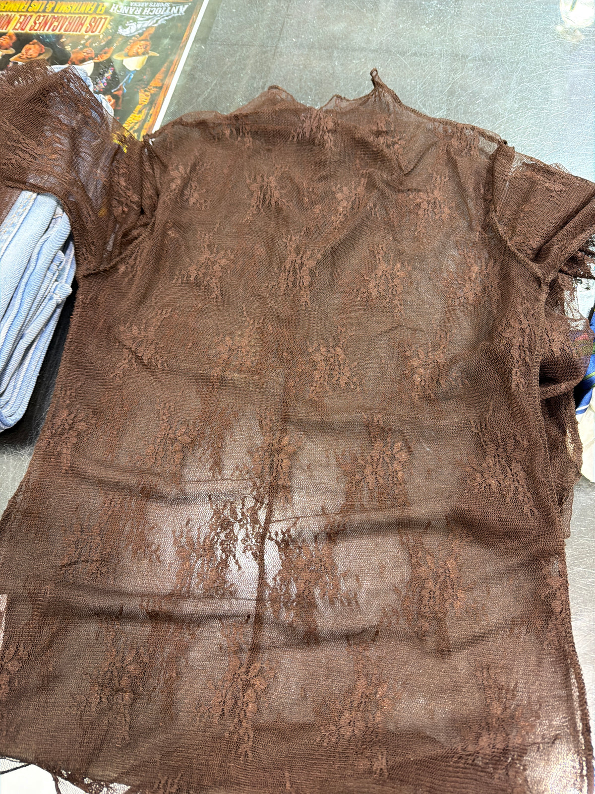 Mesh top brown