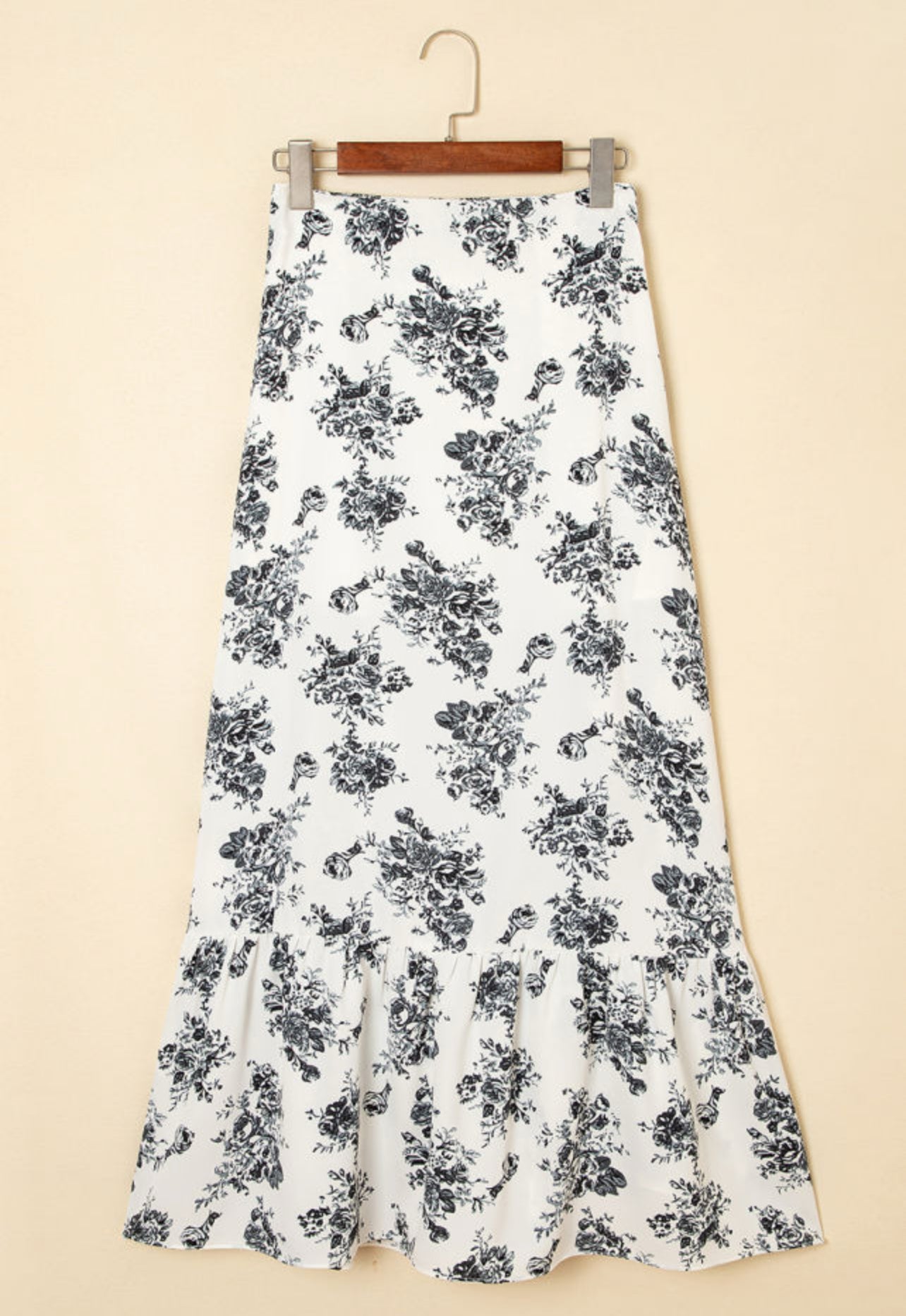 Boho Floral High Waist Ruffle Slit Skirt (Black)