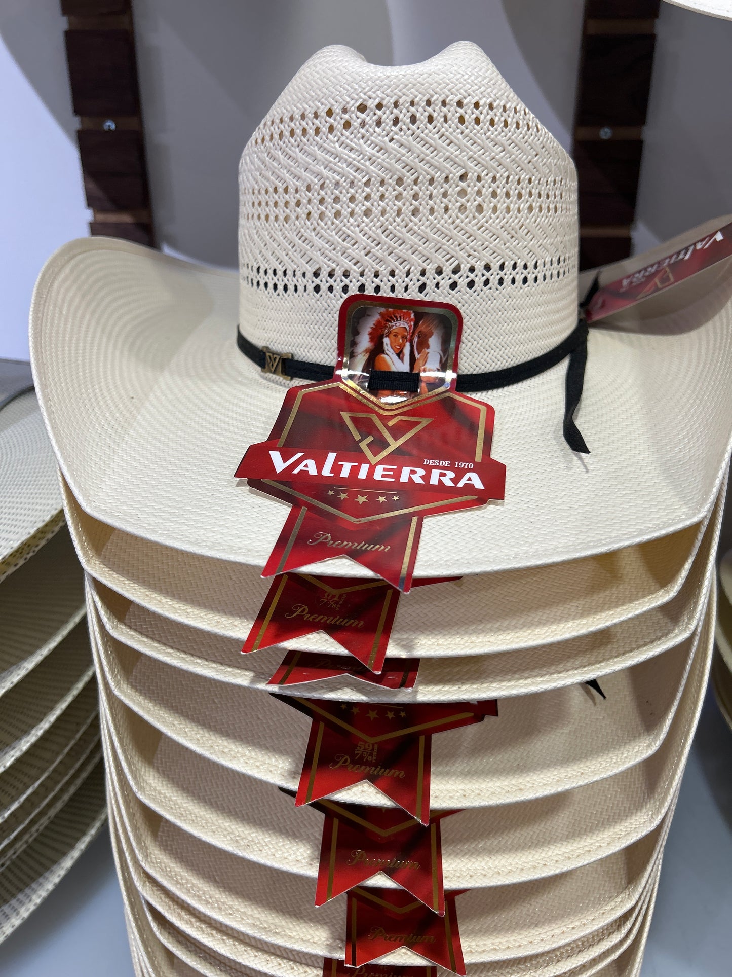 Sombrero Valtierra 300x cattleman