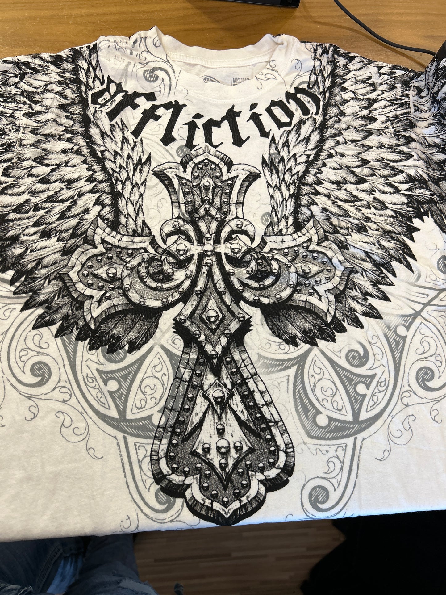 Affliction t-shirt