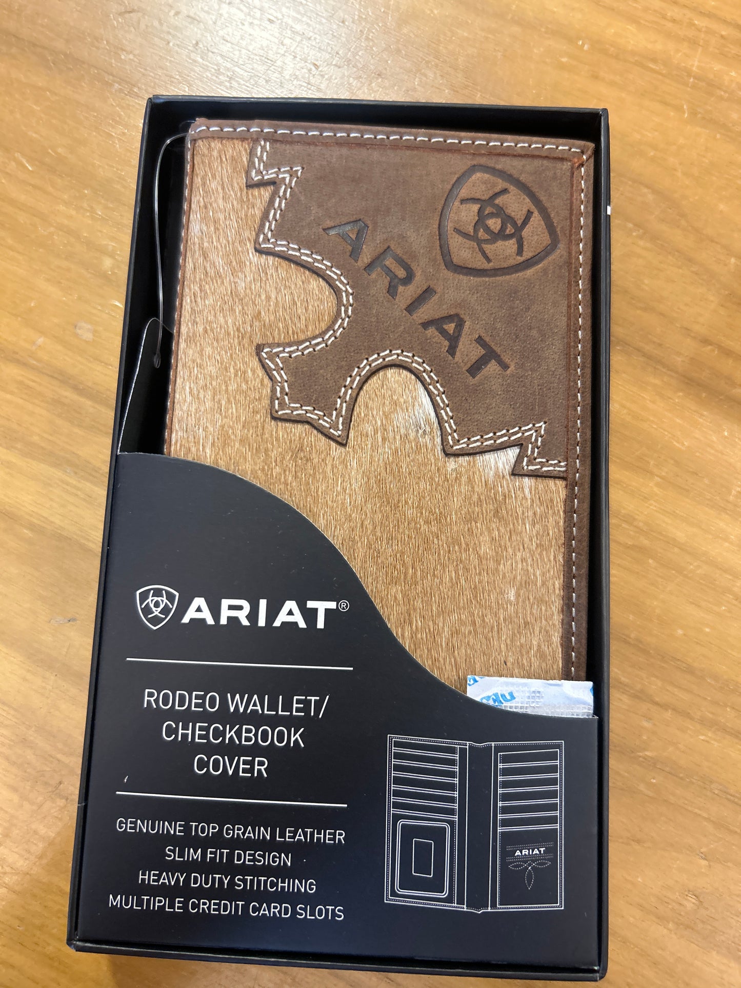 Ariat rodeo wallet pelo 2302