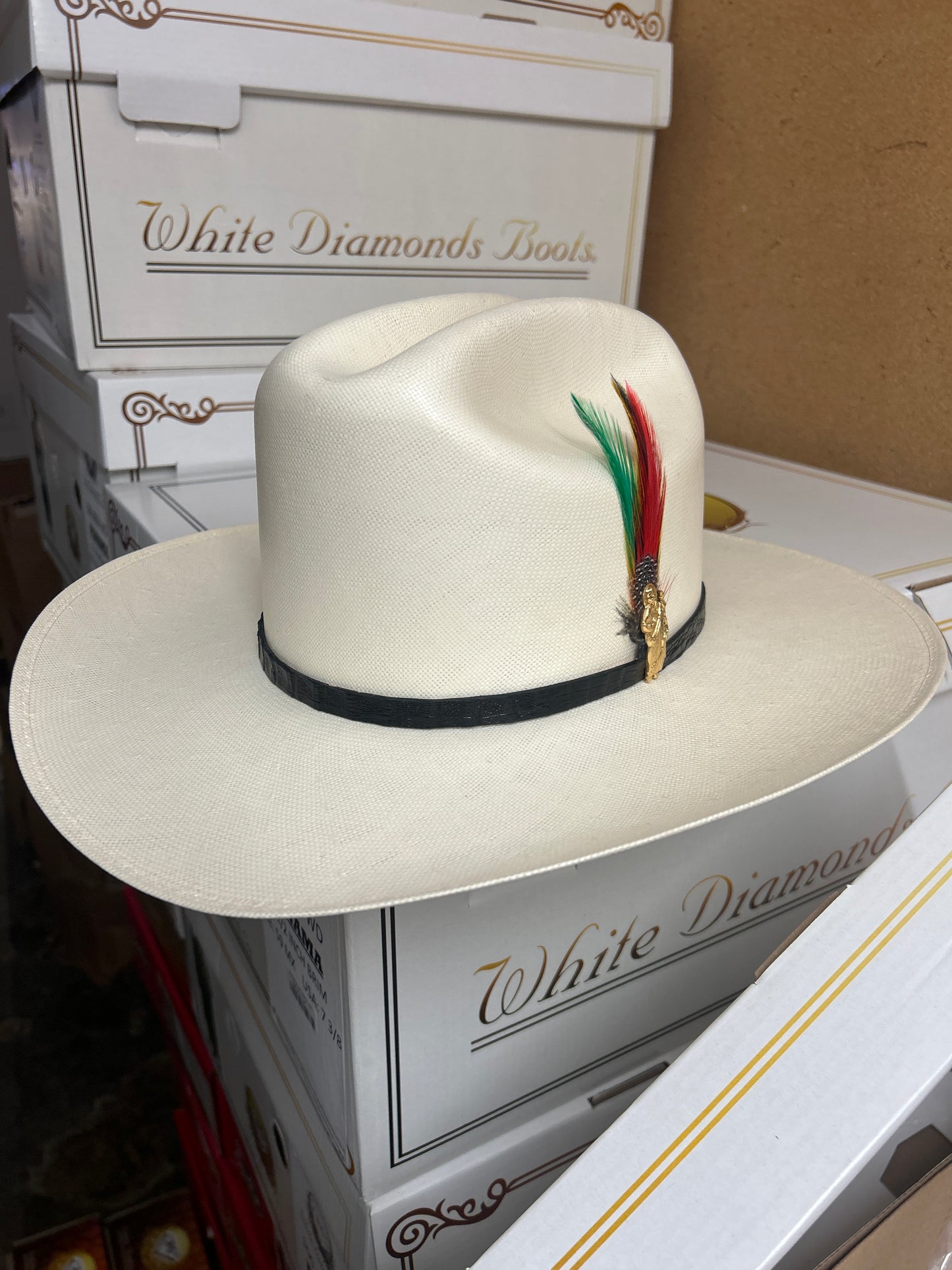 Straw Hat 100,000X