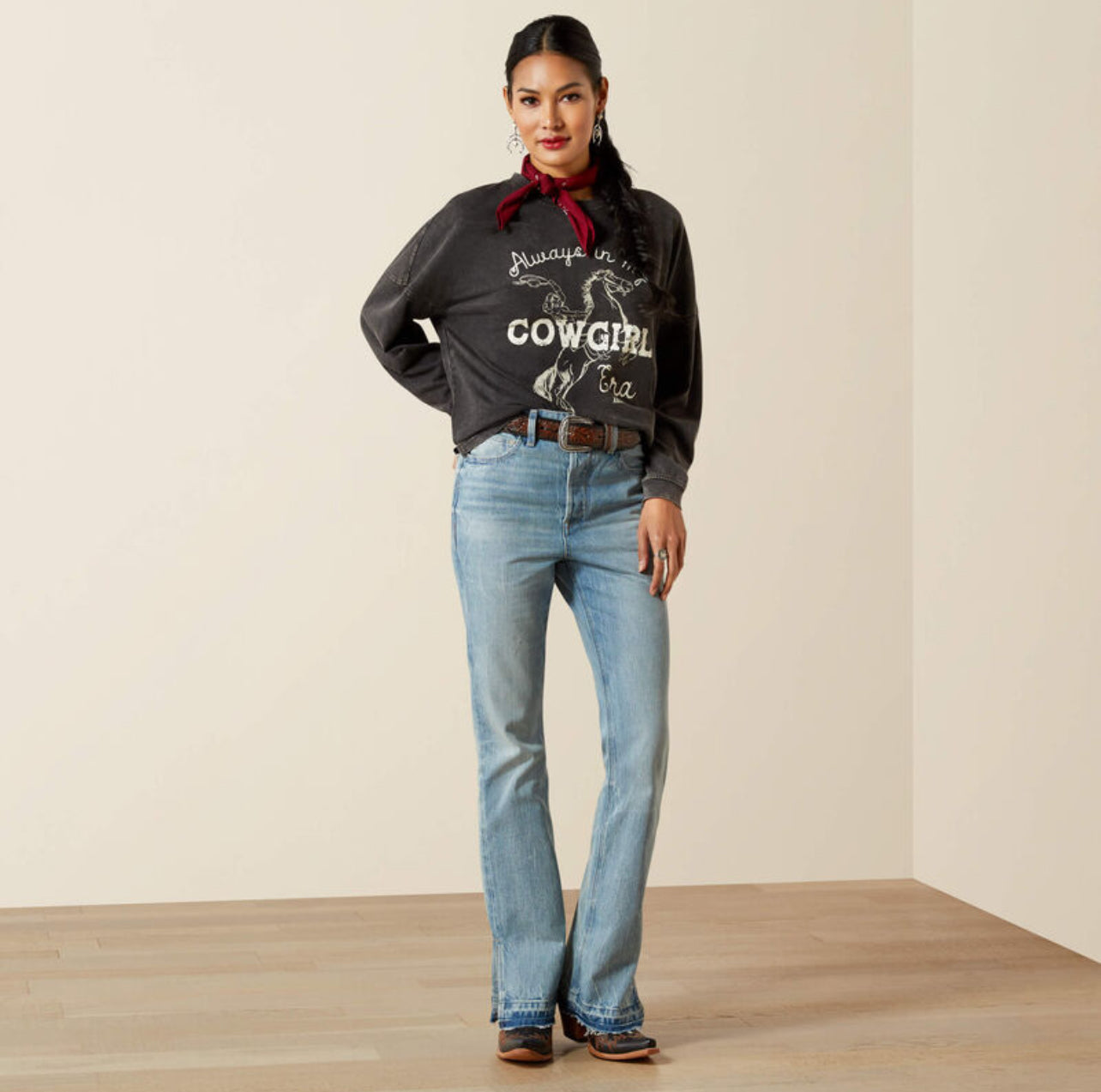 Women Ariat Oversized Cowgirl T-shirt