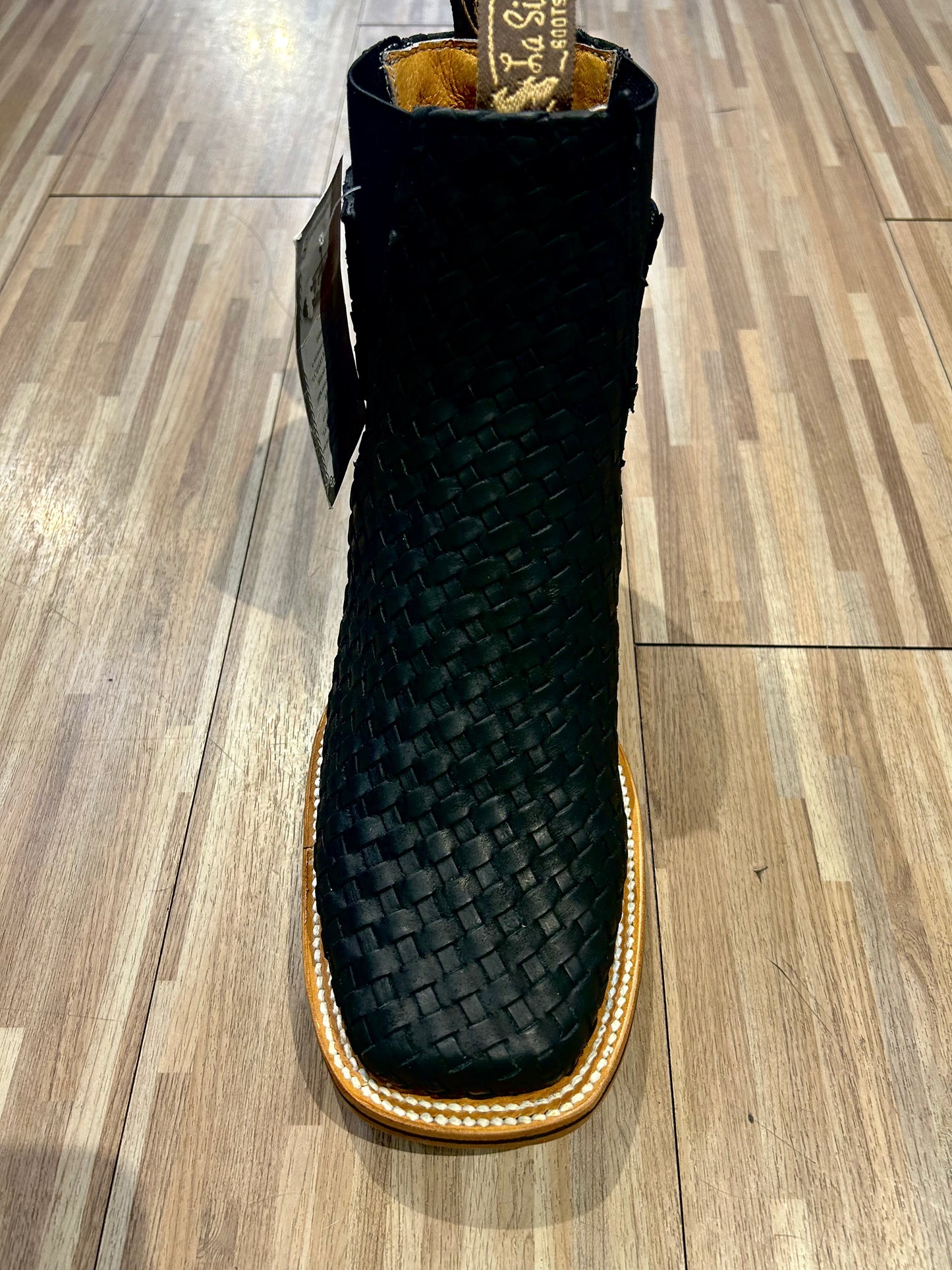 Botin Petatillo Black 716