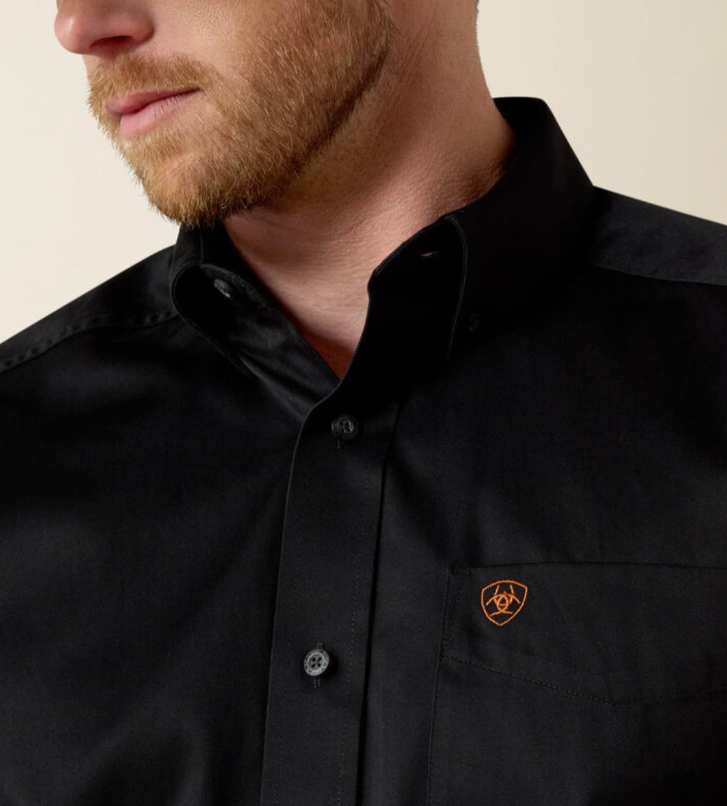 Solid Twill Classic Fit Shirt 00502