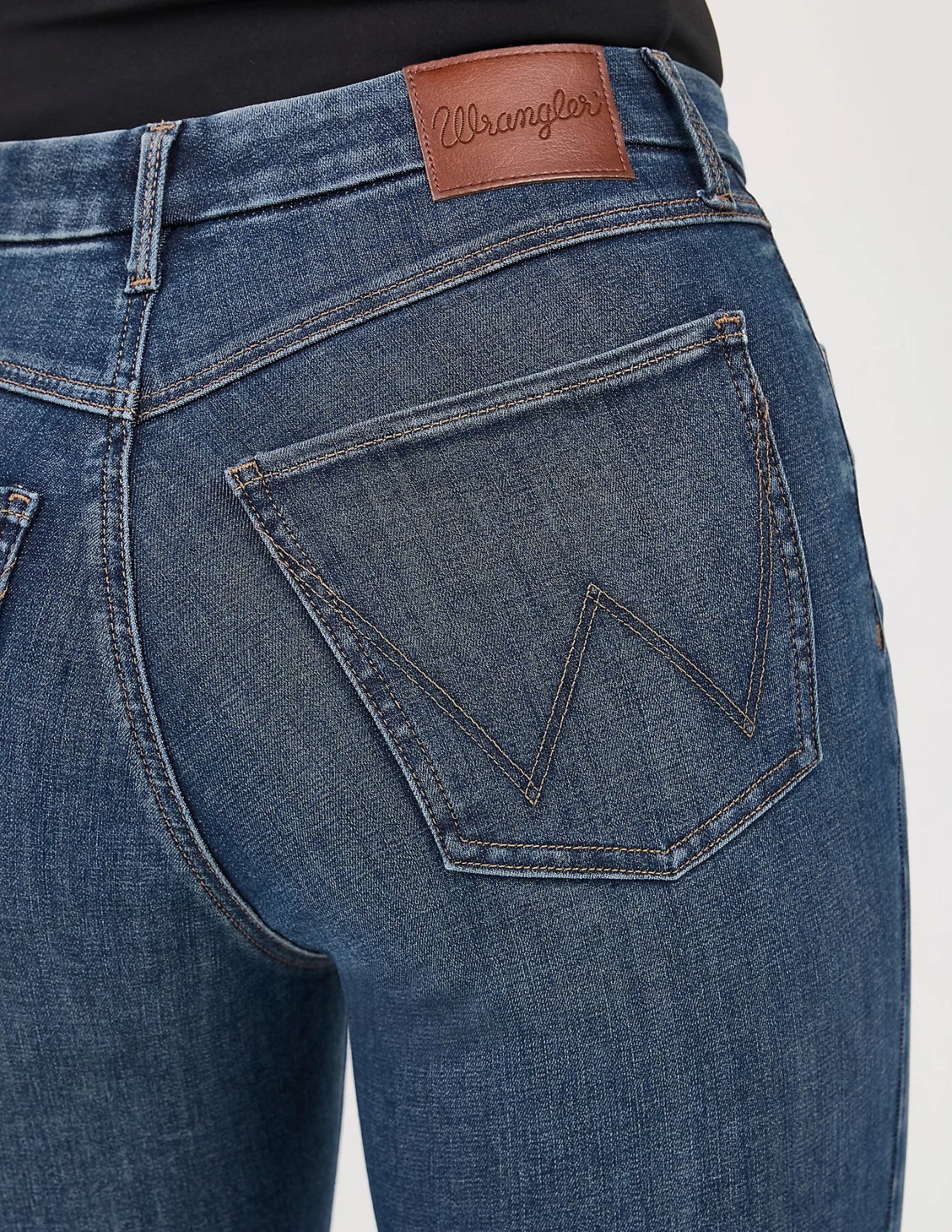 wrangler Bespoke Flare High Rise jeans 112371950