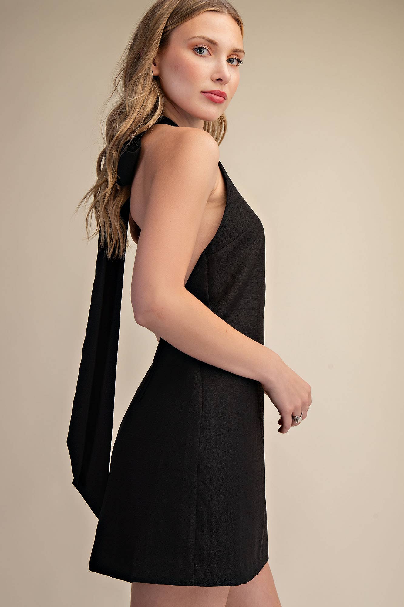 Halter Neck Open Back Bow Mini Dress: Black / L