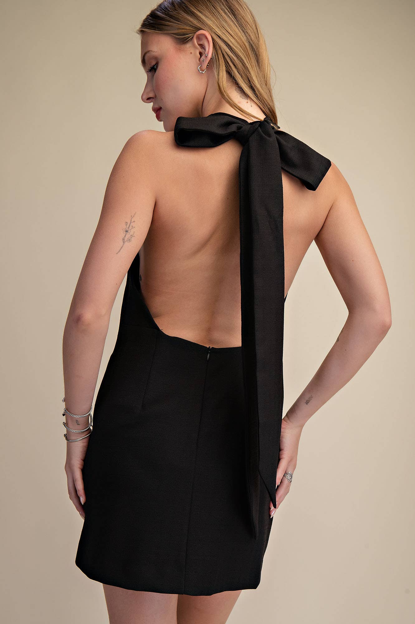Halter Neck Open Back Bow Mini Dress: Black / S